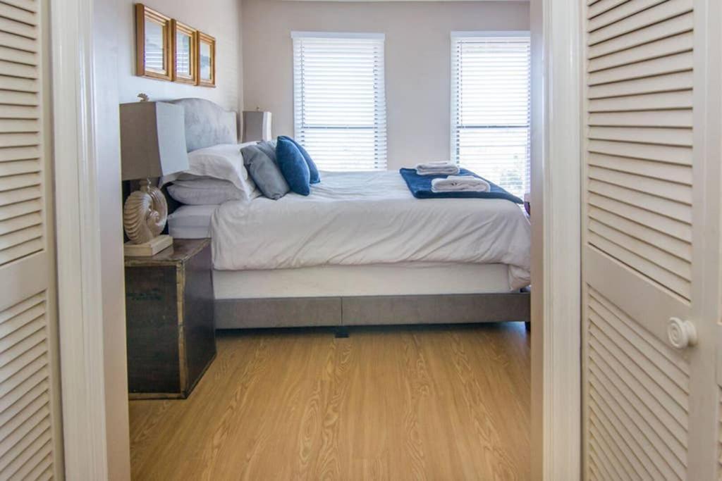 Pelican Point Unobstructed Beach Views Beach Access Out Back Door! Harbor Island エクステリア 写真