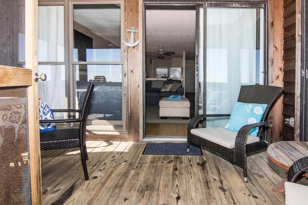 Pelican Point Unobstructed Beach Views Beach Access Out Back Door! Harbor Island エクステリア 写真