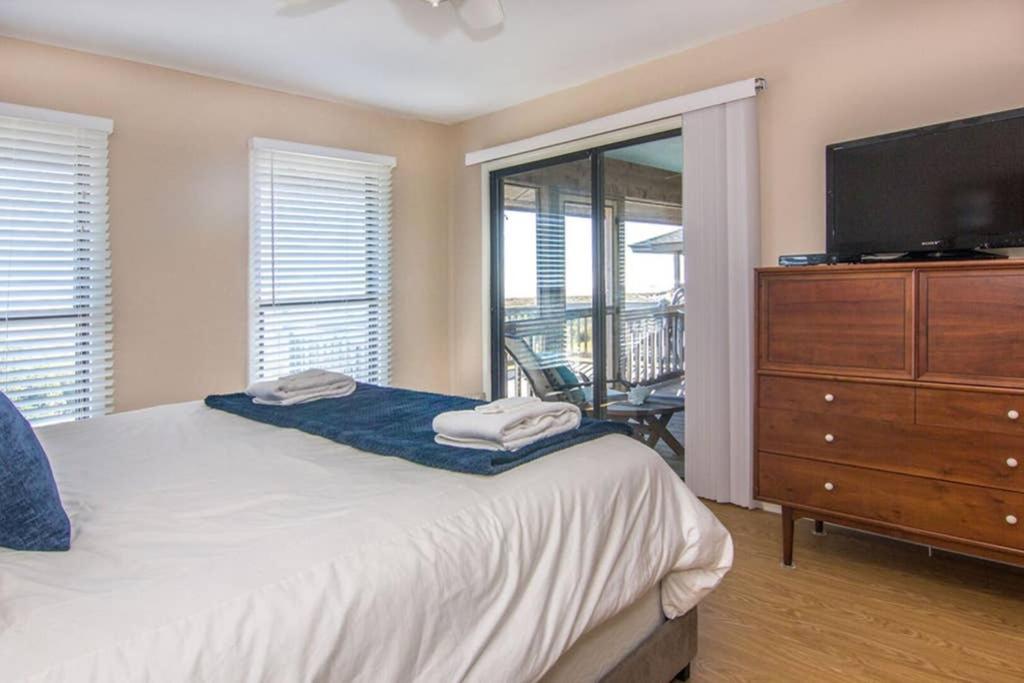 Pelican Point Unobstructed Beach Views Beach Access Out Back Door! Harbor Island エクステリア 写真