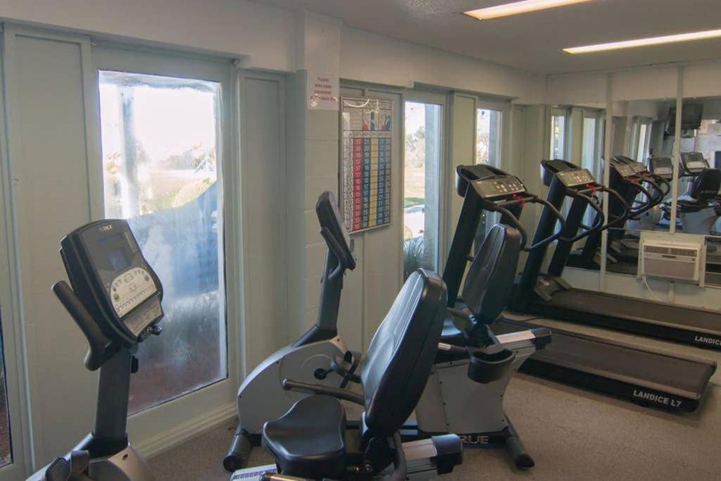 Pelican Point Unobstructed Beach Views Beach Access Out Back Door! Harbor Island エクステリア 写真