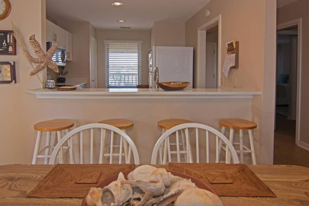 Pelican Point Unobstructed Beach Views Beach Access Out Back Door! Harbor Island エクステリア 写真